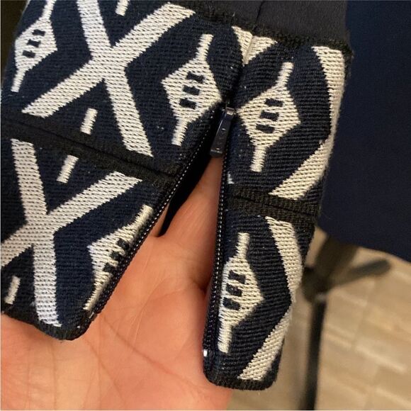 Tory Burch Chic navy  Tunic with Elegant Embroidery, US0 - Picture 5 of 11